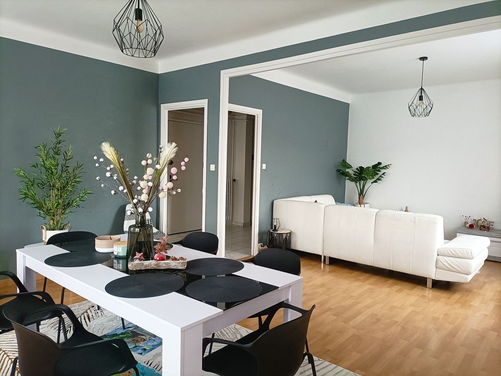 Achat appartement à vendre 5 pièces 117 m² - Thiers