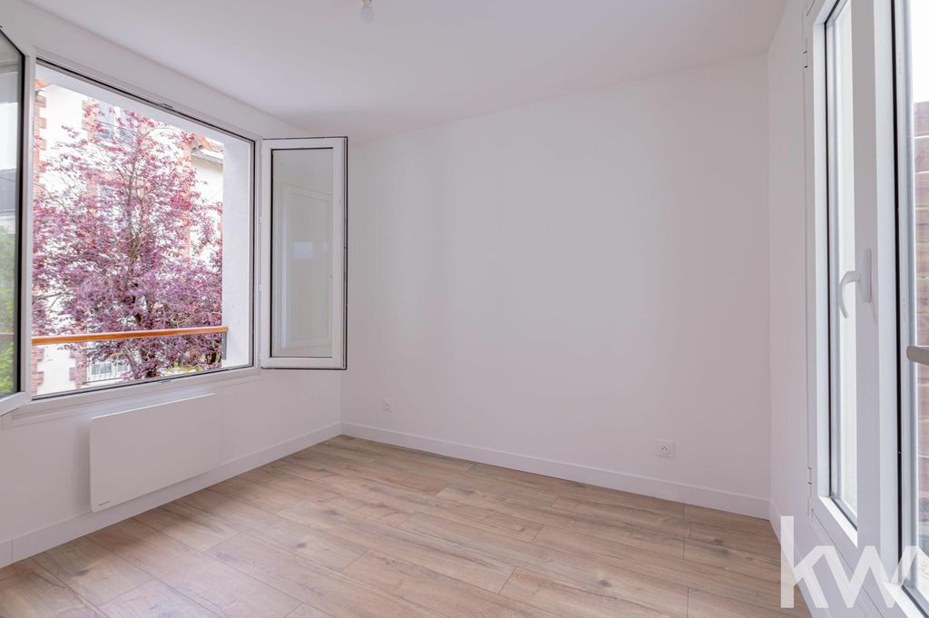 Achat appartement à vendre 5 pièces 93 m² - Colombes