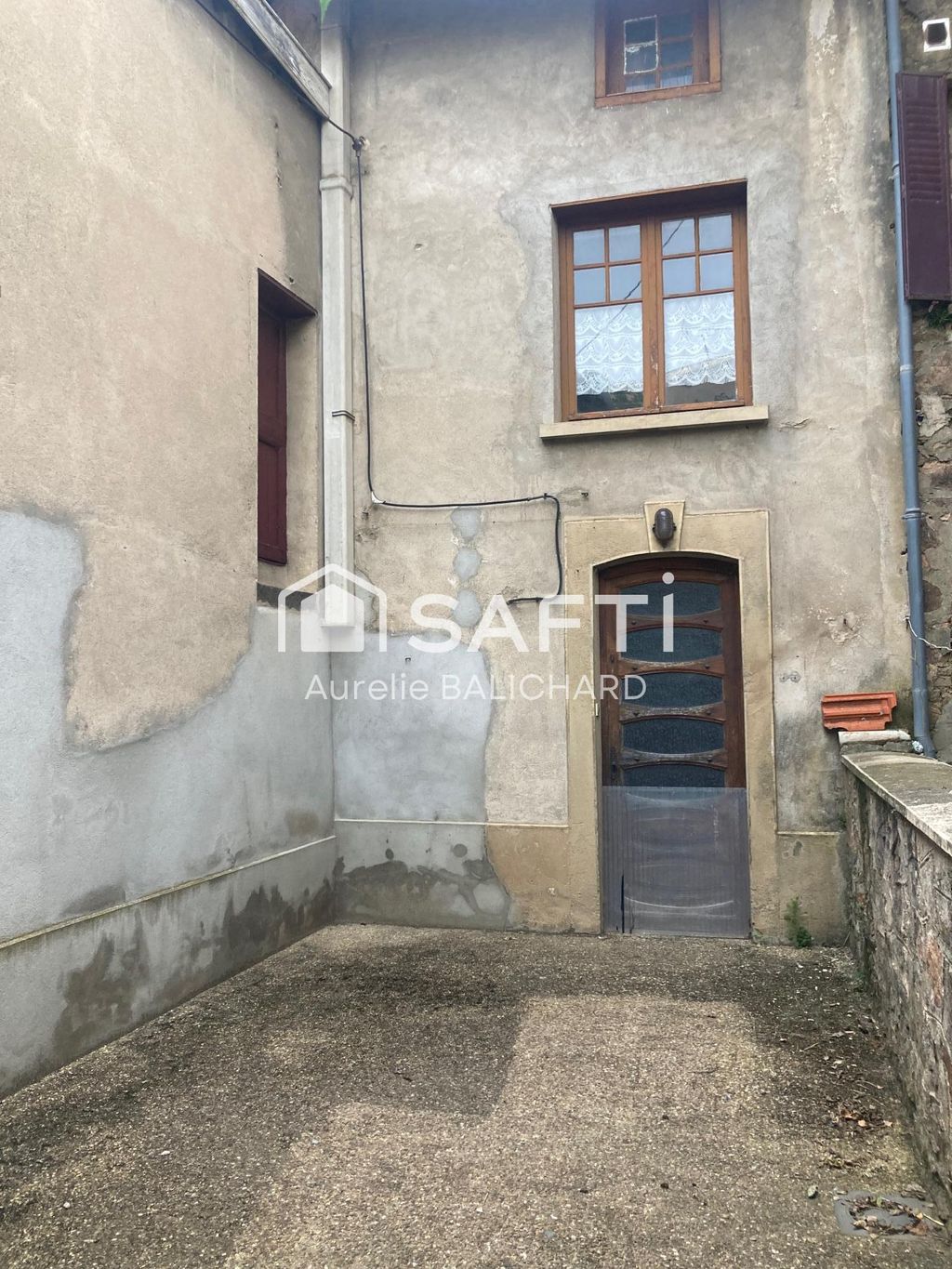 Achat maison à vendre 3 chambres 130 m² - Bussières