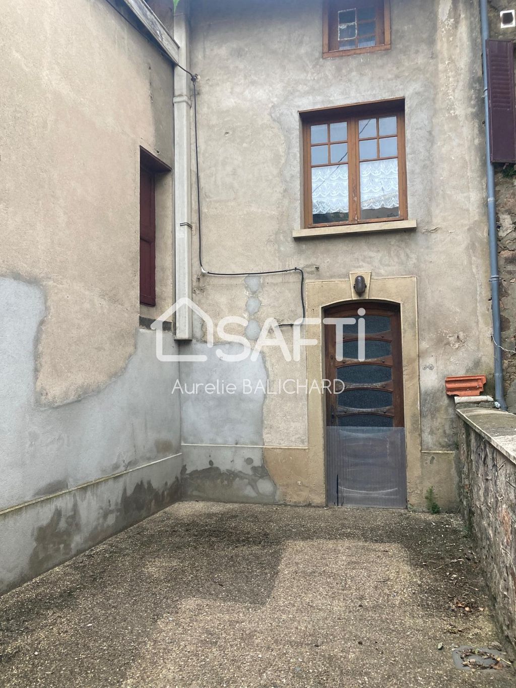 Achat maison à vendre 3 chambres 130 m² - Bussières