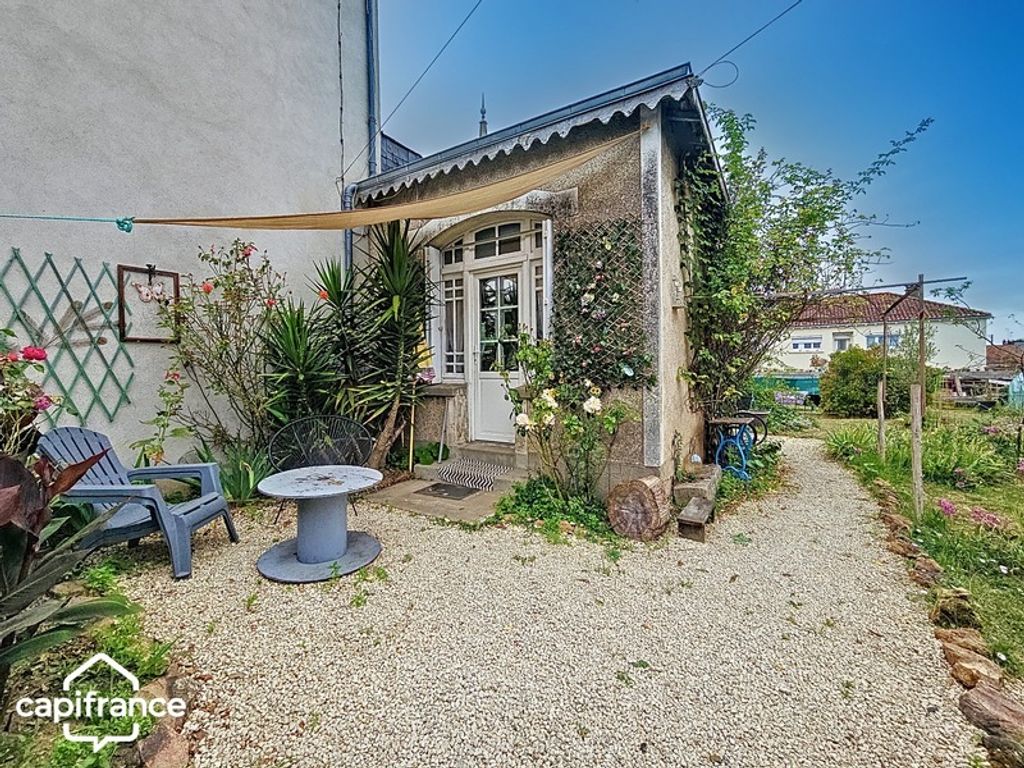 Achat maison à vendre 3 chambres 110 m² - Thouars