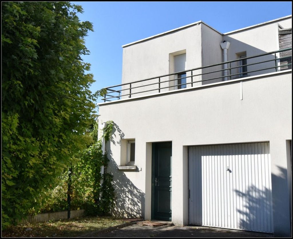 Achat maison à vendre 2 chambres 65 m² - Joué-lès-Tours