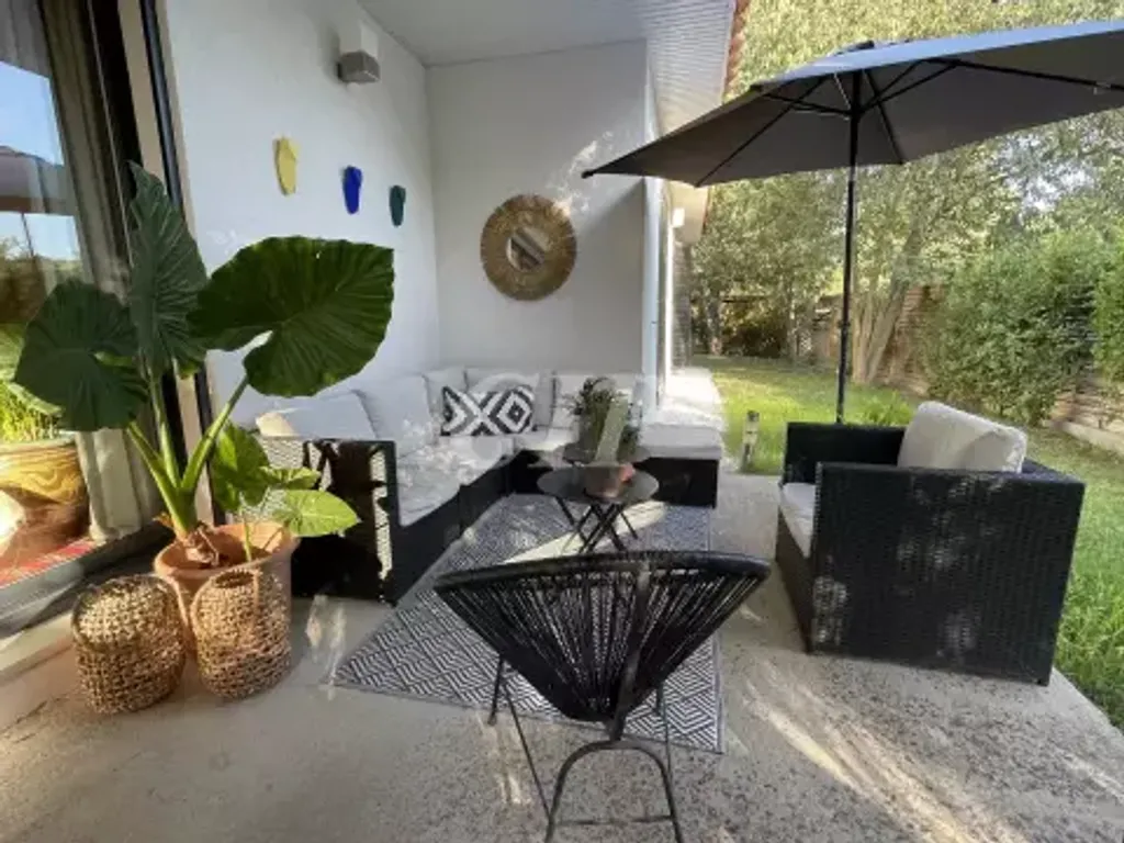 Achat maison à vendre 4 chambres 124 m² - Aix-en-Provence