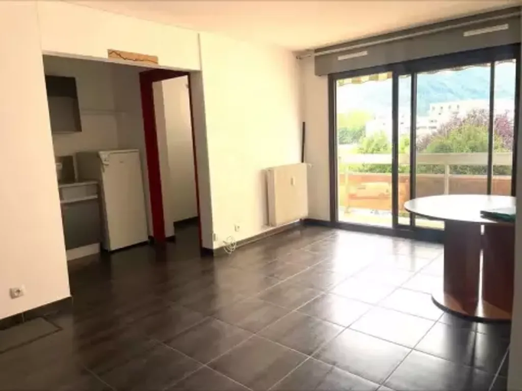 Achat appartement à vendre 2 pièces 42 m² - Cluses