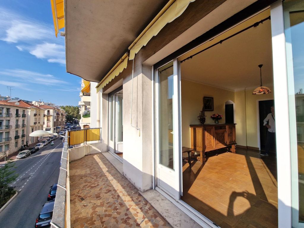 Achat appartement à vendre 3 pièces 57 m² - Nice