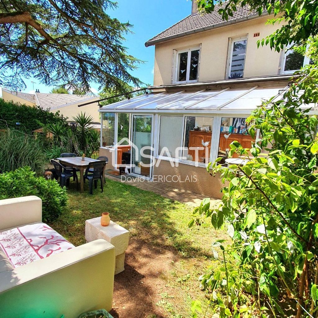 Achat maison à vendre 4 chambres 143 m² - Coutances