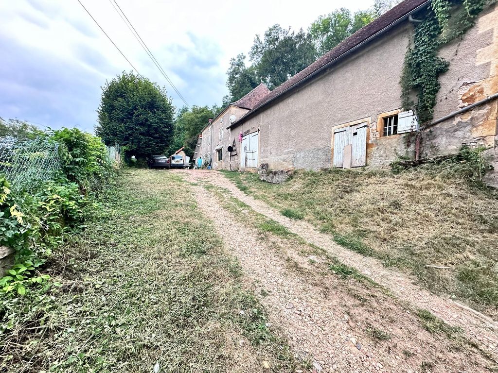 Achat maison à vendre 5 chambres 174 m² - Iguerande