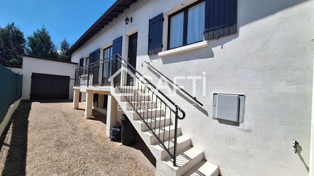 Achat maison à vendre 3 chambres 78 m² - Monsempron-Libos