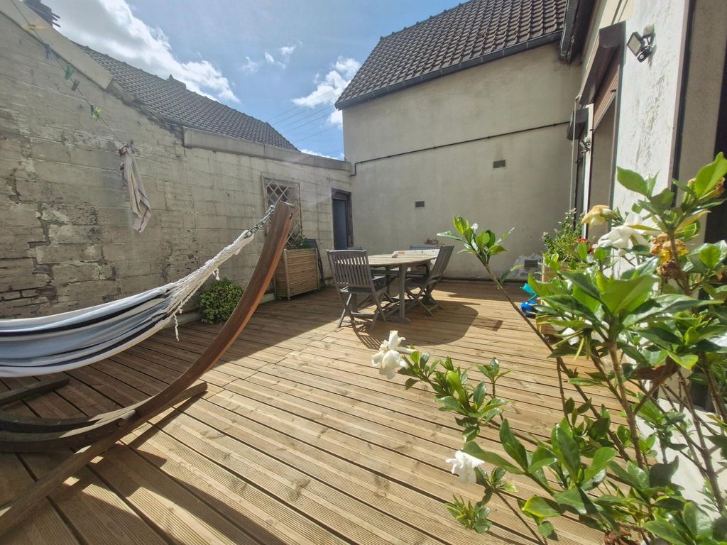 Achat maison à vendre 4 chambres 125 m² - Loos-en-Gohelle