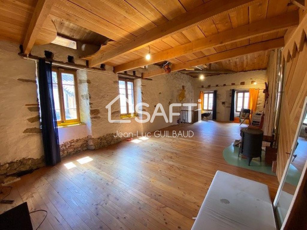 Achat maison à vendre 1 chambre 105 m² - Montbrun-Bocage