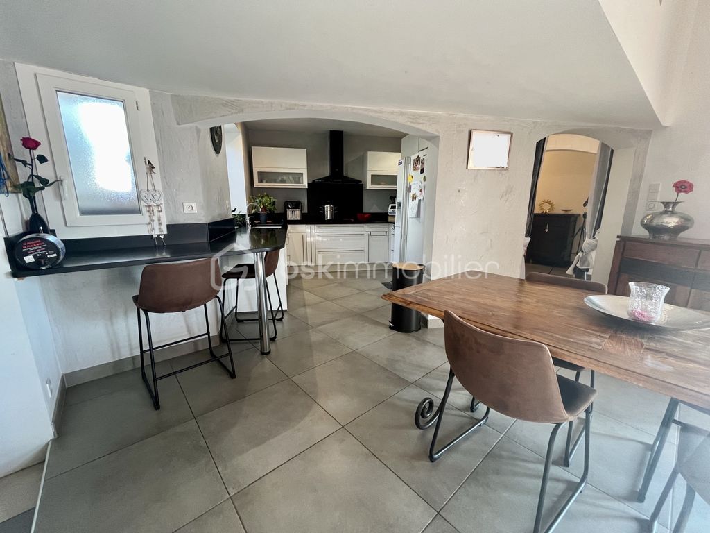 Achat maison à vendre 3 chambres 130 m² - Pignan