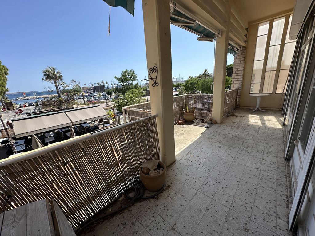 Achat appartement à vendre 4 pièces 84 m² - Bandol