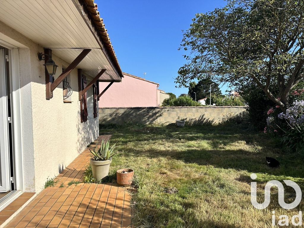 Achat maison à vendre 3 chambres 85 m² - Les Sables-d'Olonne