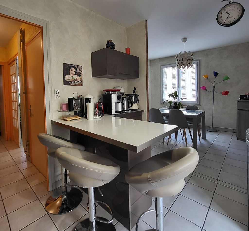 Achat appartement 4 pièce(s) Lons-le-Saunier