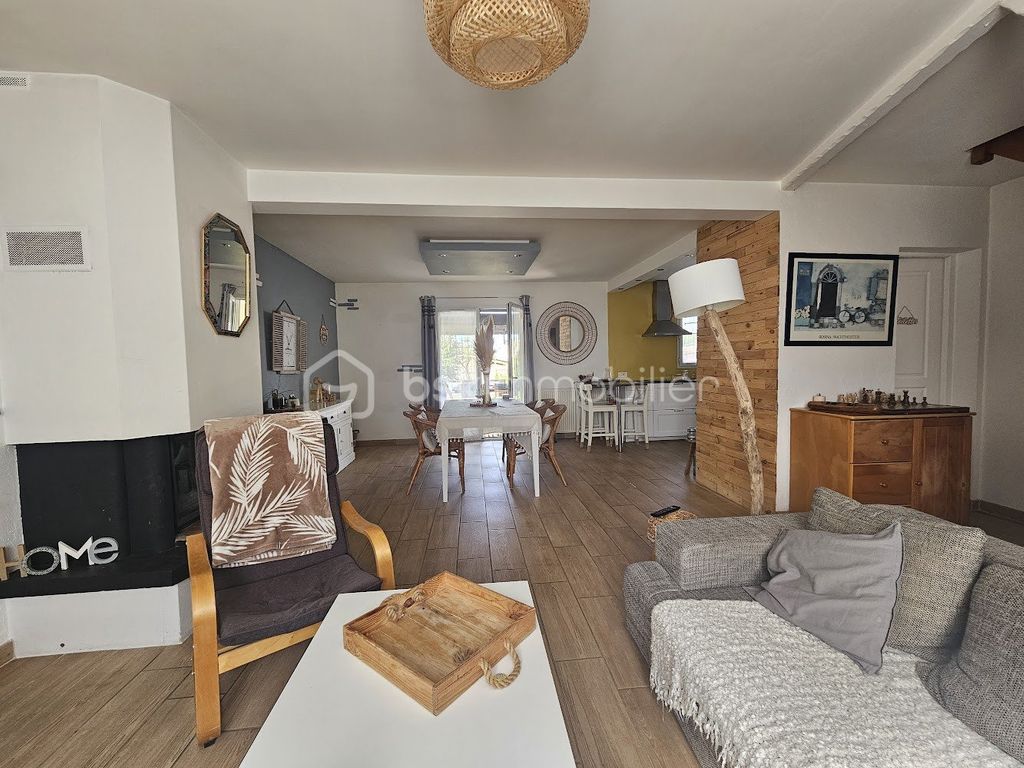 Achat maison à vendre 3 chambres 105 m² - Saint-Viaud