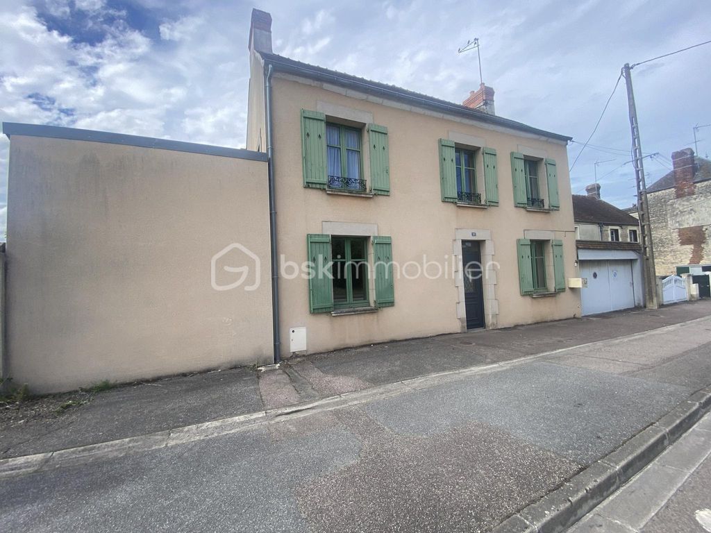 Achat maison à vendre 4 chambres 168 m² - Argentan