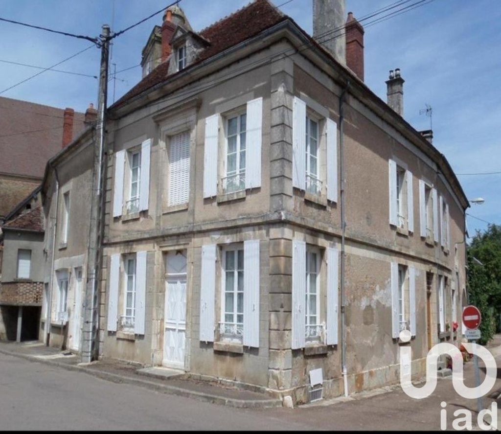 Achat maison à vendre 3 chambres 182 m² - Étais-la-Sauvin