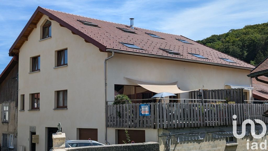 Achat triplex à vendre 6 pièces 153 m² - Chapelle-d'Huin