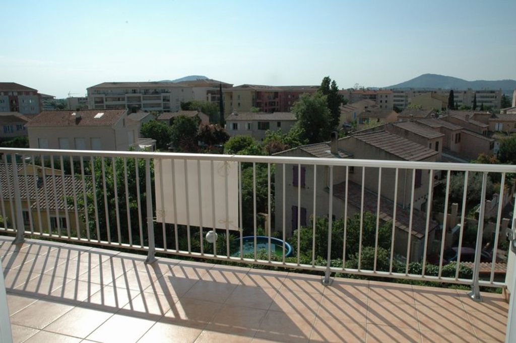 Achat appartement à vendre 3 pièces 65 m² - La Garde