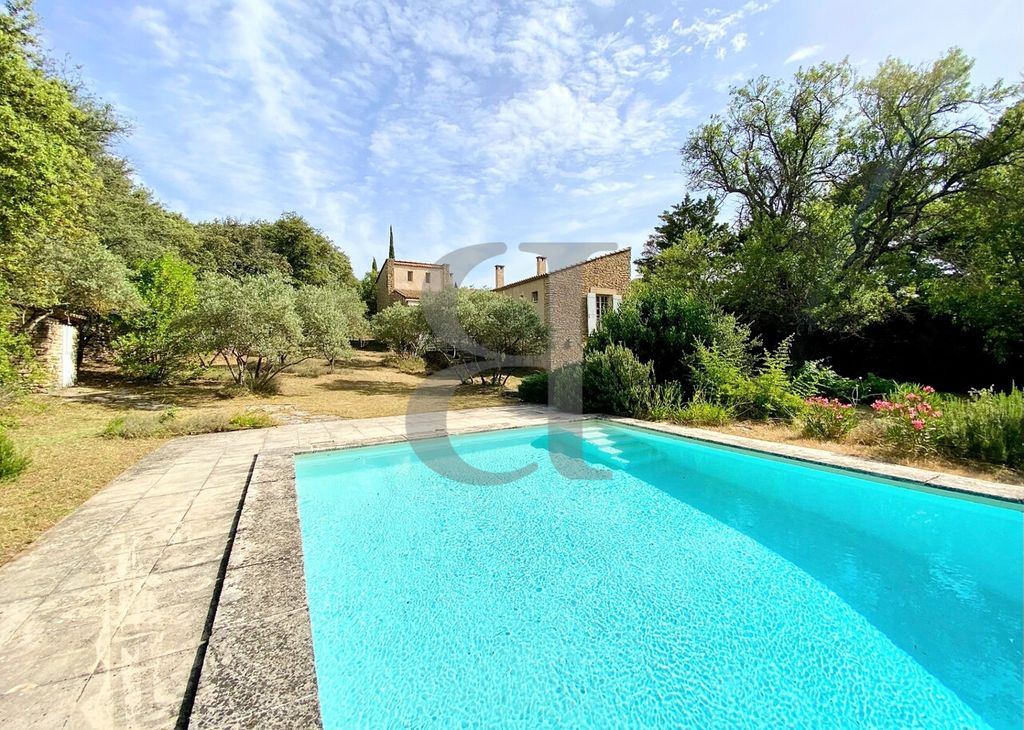 Achat maison à vendre 4 chambres 110 m² - Gordes