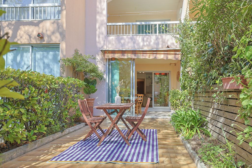 Achat appartement à vendre 2 pièces 34 m² - Saint-Mandrier-sur-Mer