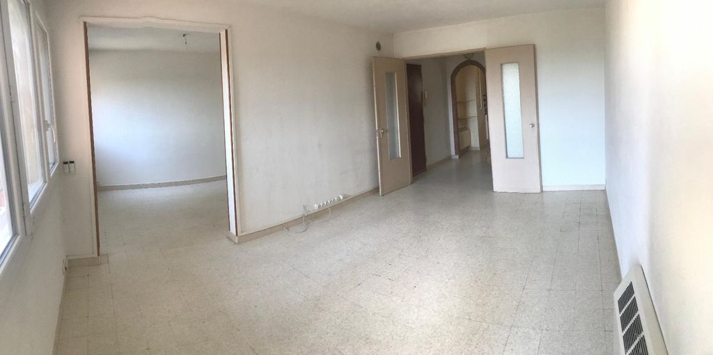 Achat appartement à vendre 4 pièces 66 m² - Draguignan