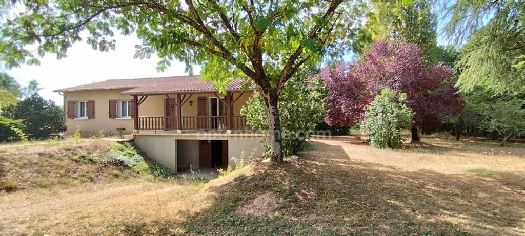 Achat maison à vendre 3 chambres 120 m² - Pranzac