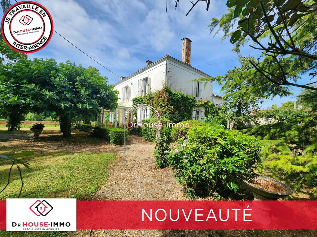 Achat maison à vendre 4 chambres 212 m² - Brioux-sur-Boutonne