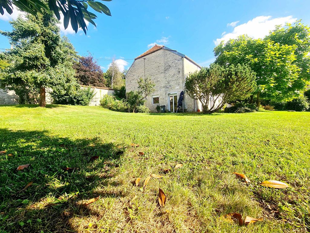 Achat maison à vendre 4 chambres 249 m² - Chaumont