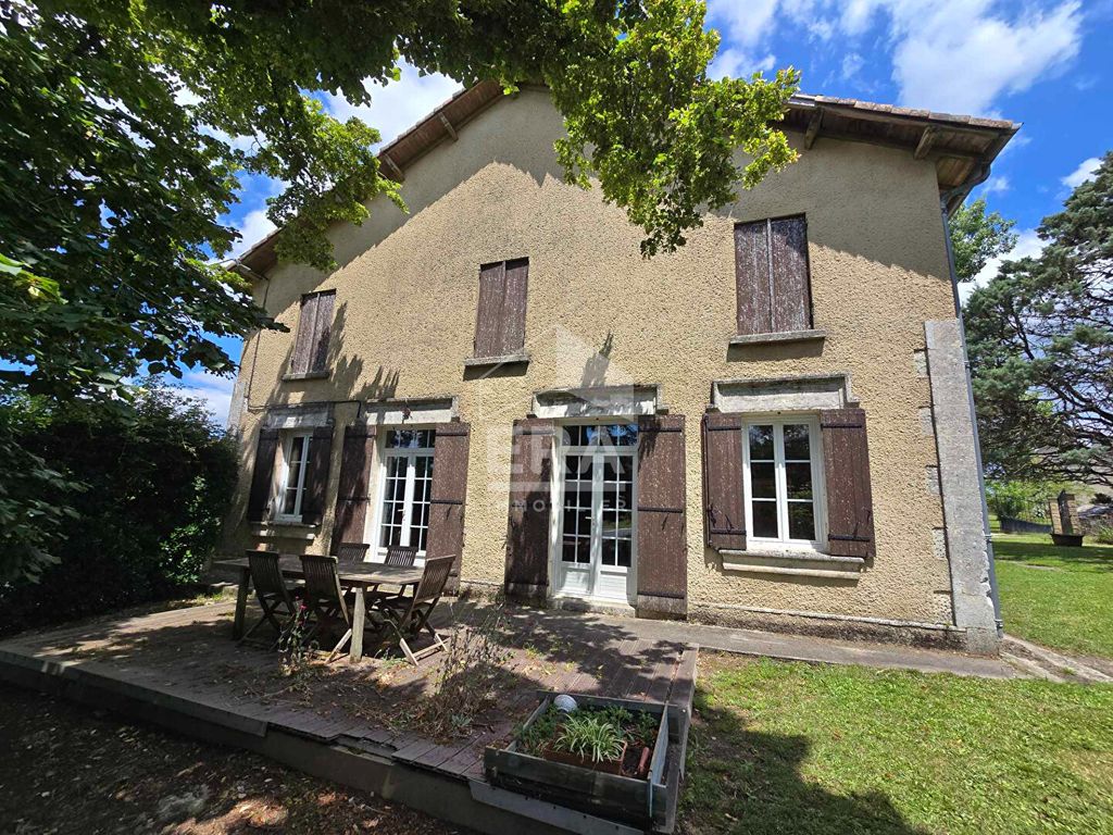 Achat maison à vendre 2 chambres 95 m² - La Roche-Chalais