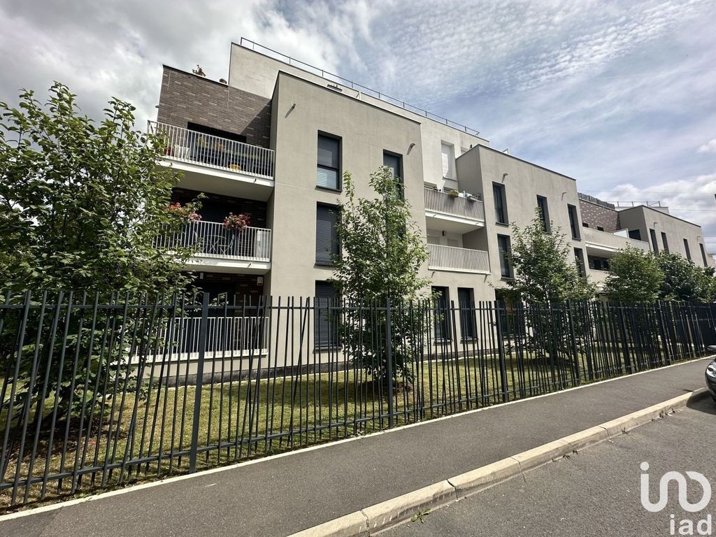 Achat appartement à vendre 3 pièces 57 m² - Roissy-en-Brie