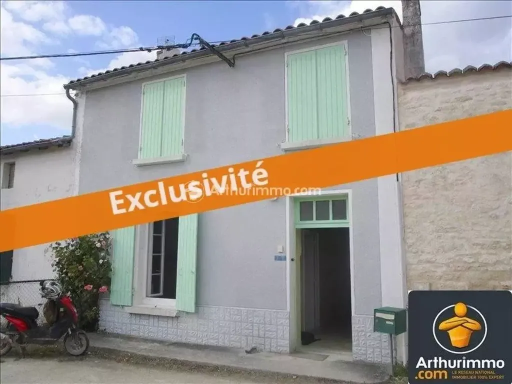 Achat maison à vendre 2 chambres 89 m² - Matha