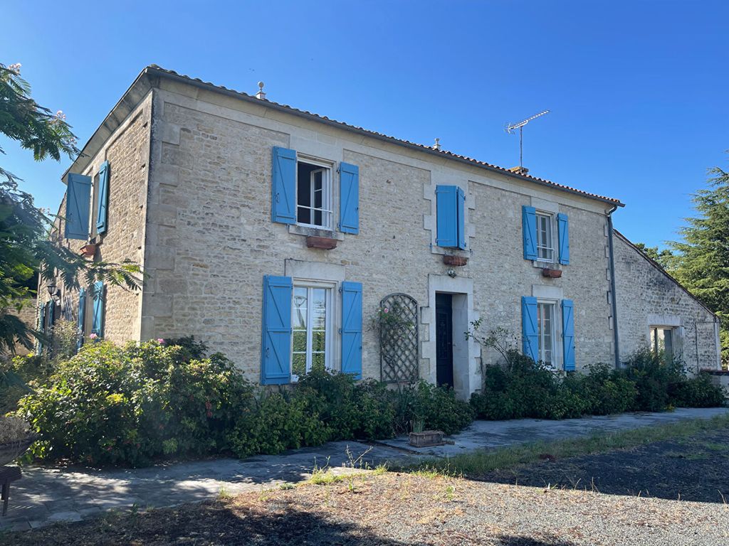 Achat maison 5 chambre(s) - Saint-Martin-de-Fraigneau