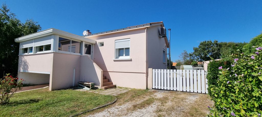 Achat maison à vendre 3 chambres 85 m² - Givrand