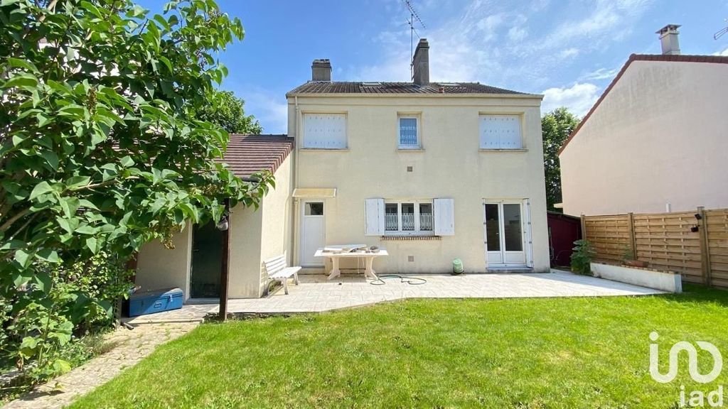 Achat maison à vendre 4 chambres 125 m² - Maurepas