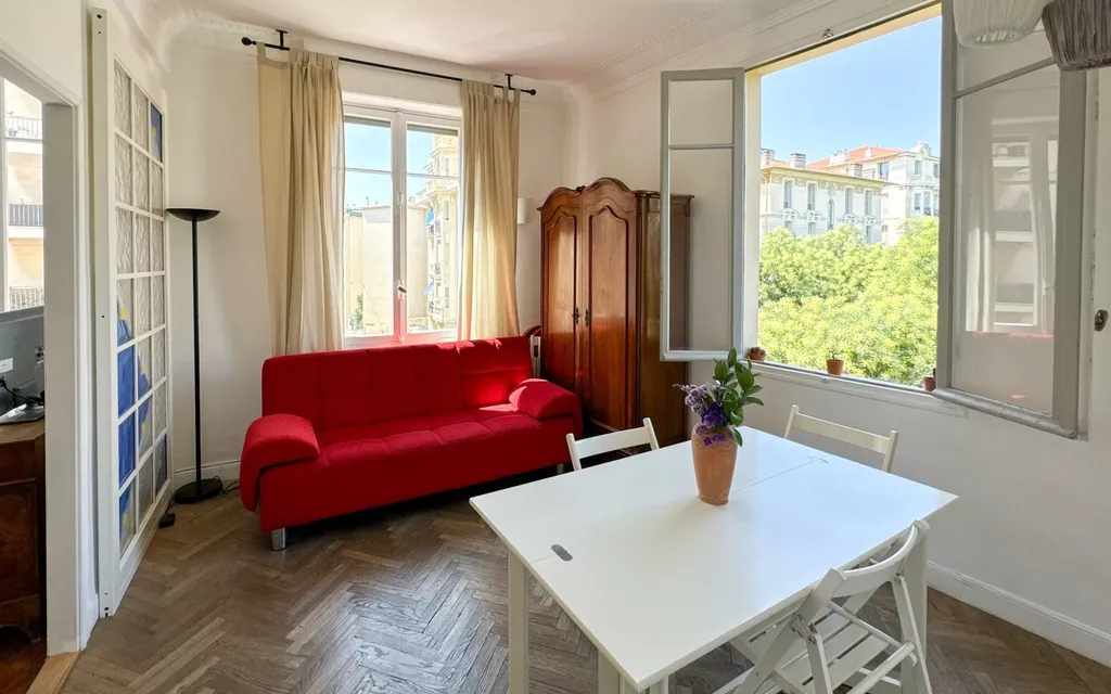 Achat appartement à vendre 3 pièces 69 m² - Nice