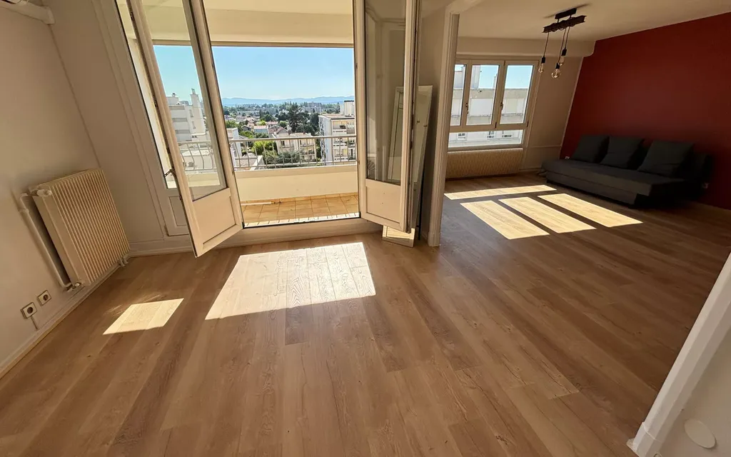 Achat appartement à vendre 3 pièces 85 m² - Bron