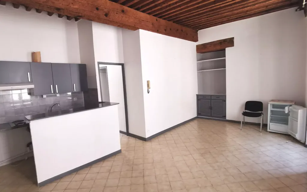 Achat appartement à vendre 2 pièces 38 m² - Beaucaire