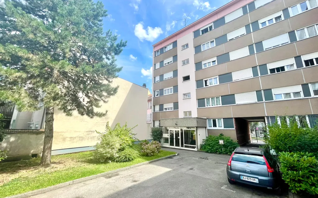 Achat appartement à vendre 2 pièces 61 m² - Strasbourg