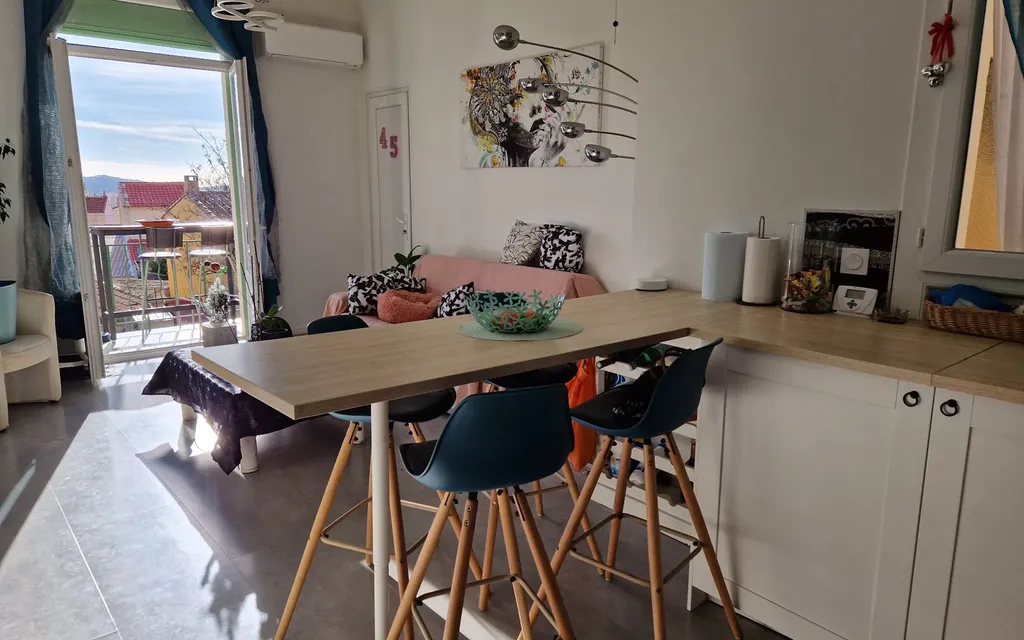 Achat appartement à vendre 4 pièces 87 m² - Toulon