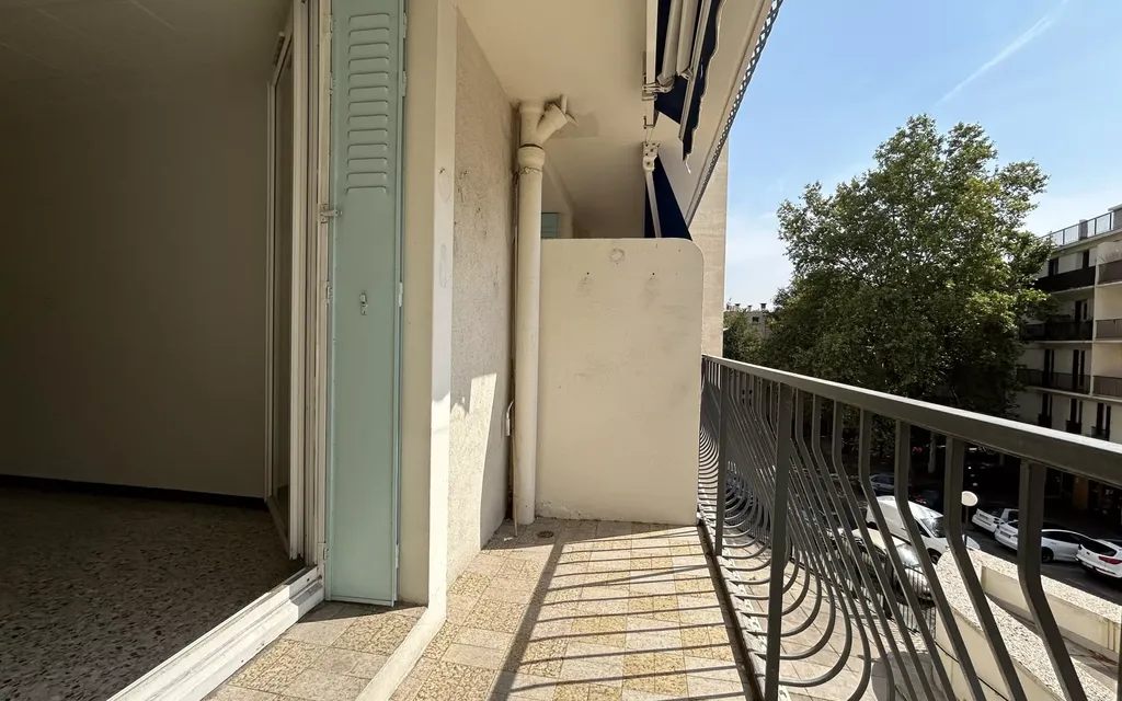 Achat appartement à vendre 3 pièces 63 m² - Marseille 10ème arrondissement