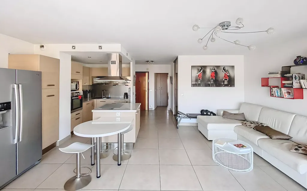 Achat appartement à vendre 2 pièces 65 m² - Antibes