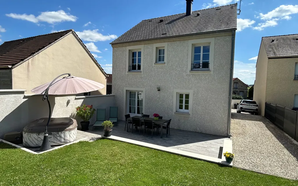 Achat maison à vendre 4 chambres 96 m² - Boissy-le-Châtel