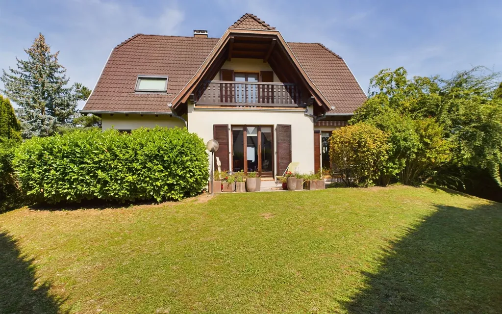 Achat maison à vendre 4 chambres 146 m² - Mundolsheim