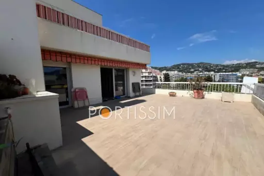 Achat appartement à vendre 2 pièces 54 m² - Nice