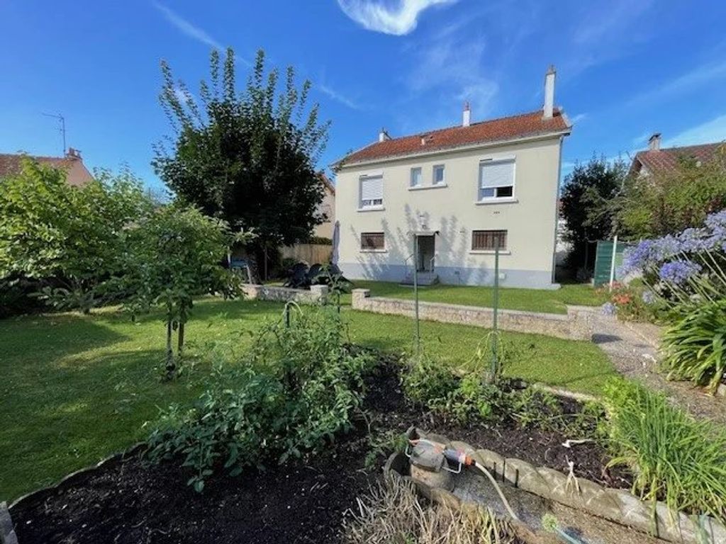 Achat maison à vendre 3 chambres 102 m² - Rezé