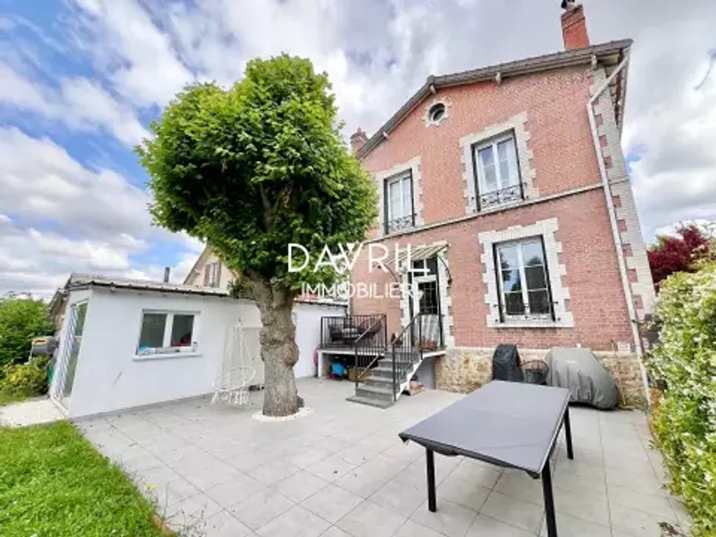 Achat maison à vendre 4 chambres 180 m² - Conflans-Sainte-Honorine