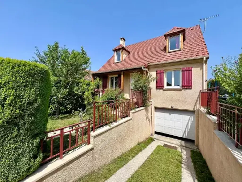 Achat maison à vendre 4 chambres 106 m² - Saint-Ouen-l'Aumône