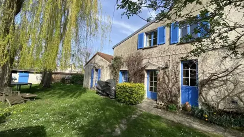 Achat maison à vendre 4 chambres 125 m² - Mareil-le-Guyon