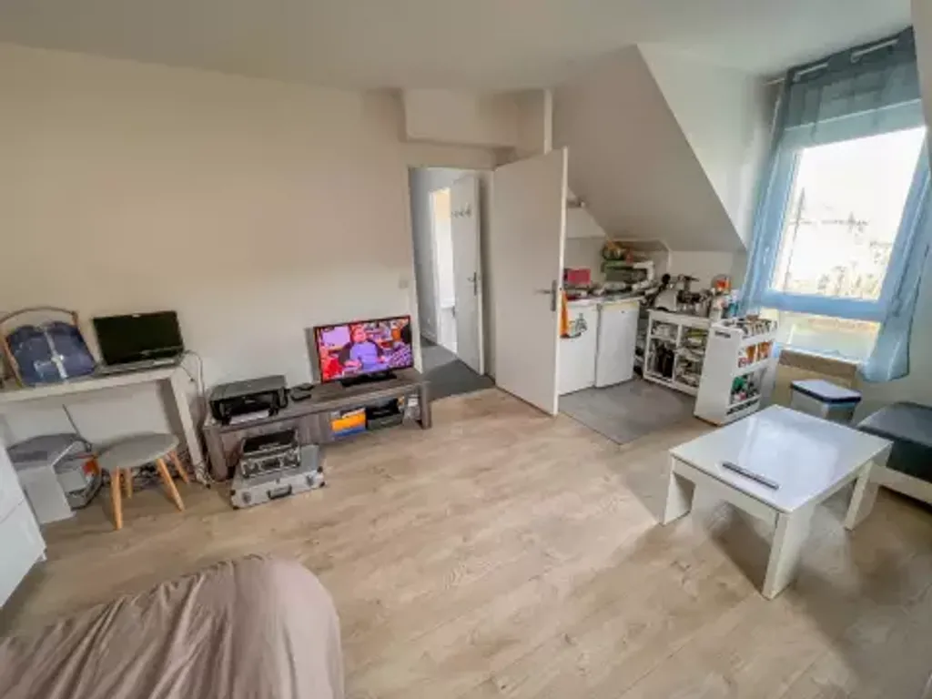 Achat studio à vendre 26 m² - Saint-Rémy-lès-Chevreuse